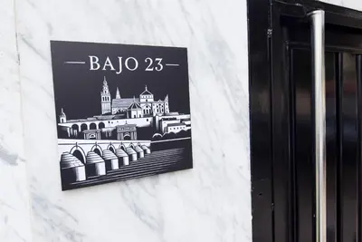 Plano de BAJO 23 con FACIL APARCAMIENTO