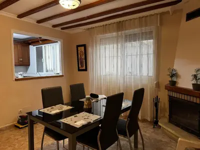 Zona de estar de Montequinto Getaway Teletrabajo Relax y Sevilla a tu Alcance