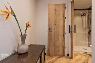 Un baño de La Cepa, Apartamentos la Cepa