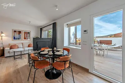 Zona de estar de Sarmiento, Apartamentos la Cepa