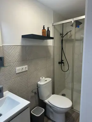 Un baño de Encantador Bajo en Villafranca de Córdoba