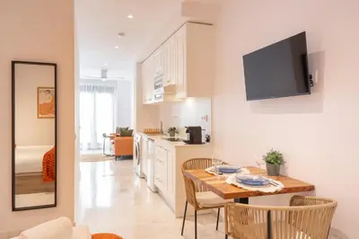 Una cocina o zona de cocina en Apartmentos La Florida