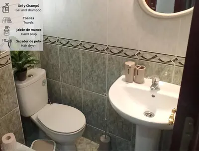 Un baño de Apartamento HZ Califa