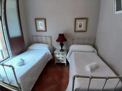 Cama o camas de una habitación en Budget and lovely rooms Macarena B