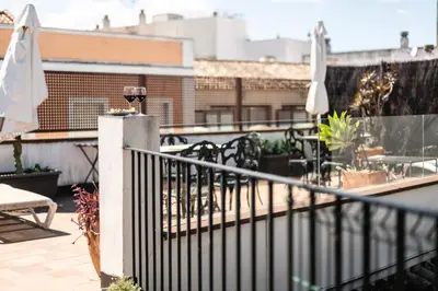 Un balcón o terraza de AvantiStays Guadalquivir