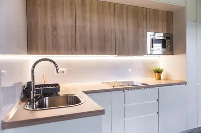 Una cocina o zona de cocina en Entrepuentes Apartamento Junto a Centro Histórico