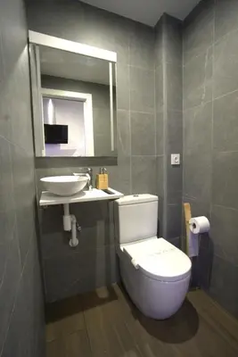 Un baño de San Marcos Suite II