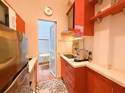 Una cocina o zona de cocina en MonKeys Apartments Santa Marta