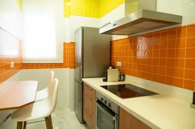 Una cocina o zona de cocina en AvantiStays Pilatos