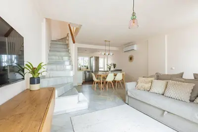Zona de estar de Casa 3 plantas con patio y Solárium privados