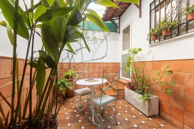 Jardín al aire libre en Casa 3 plantas con patio y Solárium privados