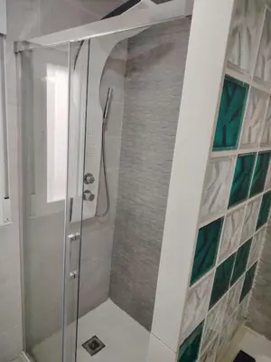 Un baño de Él Encanto cordobés