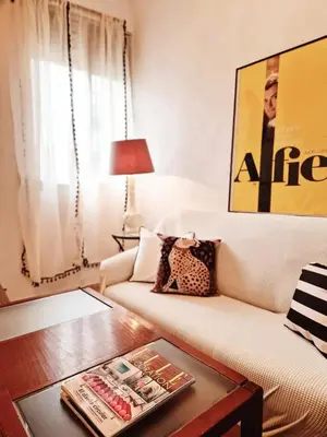 Zona de estar de Bright Apartment in Seville with Private Garden