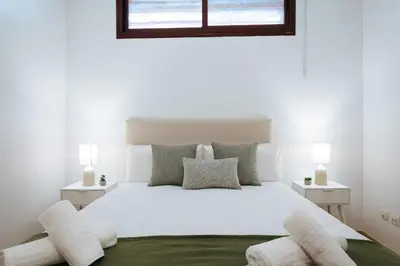 Cama o camas de una habitación en Luxury villa in Sevilla - Pool, Terrace & GameRoom