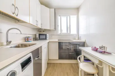 Una cocina o zona de cocina en Apto América Center & Parking