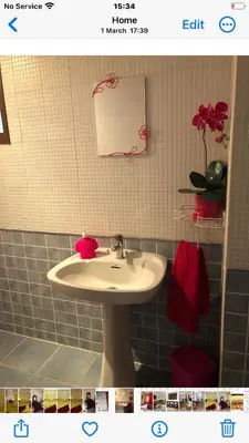 Un baño de Large 1 bed apartment in the beautiful countryside