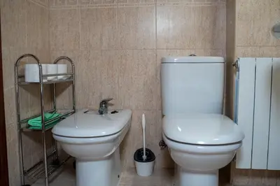 Un baño de Piso Tranquilo en Plaza de Toros - Centro