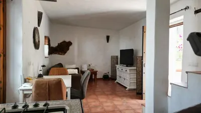 Una televisión o centro de entretenimiento en Isla Las Palmeras