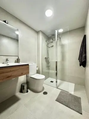 Un baño de Apartamento Azahar Centro Parking Gratis