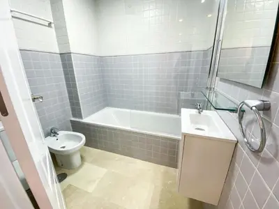 Un baño de Villa with private swimming pool in Sevilla