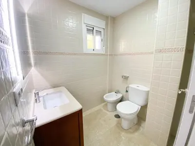 Un baño de Villa with private swimming pool in Sevilla