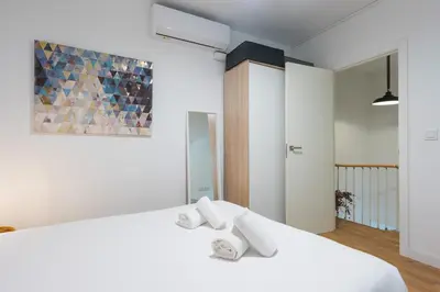 Cama o camas de una habitación en Cozy Duplex - 2 Bathrooms - Historic Centre