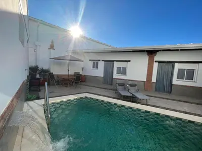 Piscina en o cerca de El Rinconcito, alojamiento con encanto