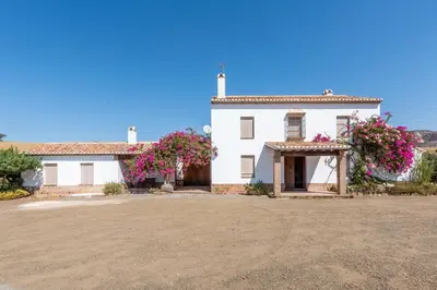 Edificio en el que se encuentra the country house