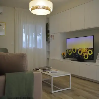 Casa Macarena Sunflower