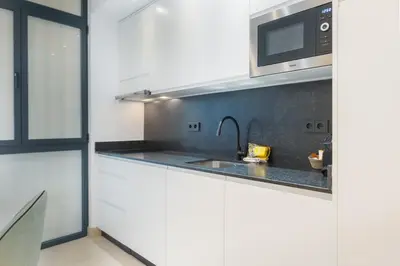 Una cocina o zona de cocina en New Design Apartment - Artemisa
