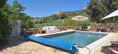 Piscina en o cerca de Casa Montaña Rustica with beautiful views
