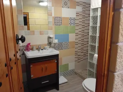 Un baño de Villa Poemas