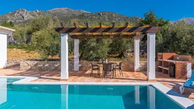 Piscina en o cerca de Cortijo Vilo Periana by Ruralidays