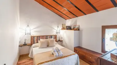 Cama o camas de una habitación en Cortijo Casablanca Villanueva de la Concepción by Ruralidays