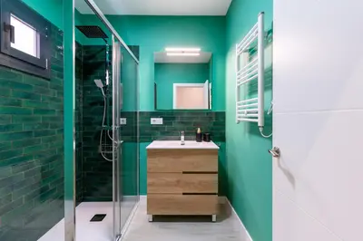 Un baño de RentalSevilla Plaza de San Quintín II