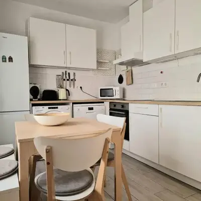 Nice 2-bedroom apartment in downtown Seville Dionisio