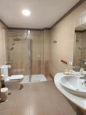 Un baño de Living Sevilla & Parking gratis