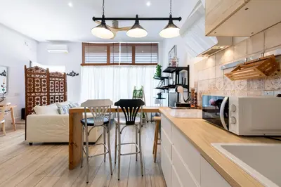 Una cocina o zona de cocina en Little Palace, jacuzzi privado