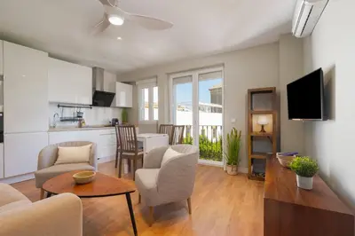 Una cocina o zona de cocina en Apartment with views -Santa Isabel Square- 2Bd1Bth