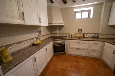 Una cocina o zona de cocina en Villasecre Casa Rural