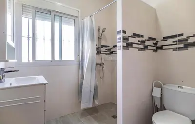 Un baño de Olvera