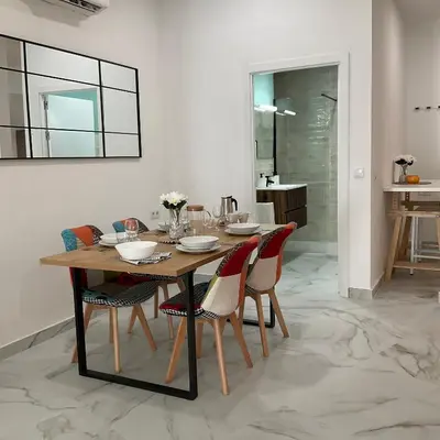 Plano de Estudio céntrico, a pie de calle
