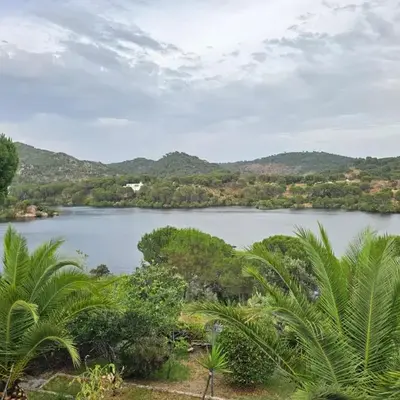 Casa del Lago la Encantada !!!!En temporada incluye acceso piscina Las 2 columnas!!!!!