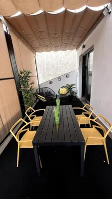 Un balcón o terraza de Atico moderno en Nervion con terraza