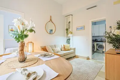 Una cocina o zona de cocina en Lirios de Sevilla - Vacacional Sevilla