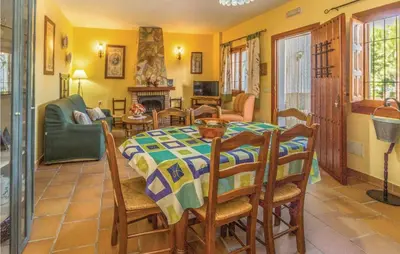 Zona de estar de Holiday Home Periana - 03
