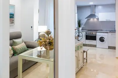 Una cocina o zona de cocina en Apartamento Plaza Emilio Luque 5