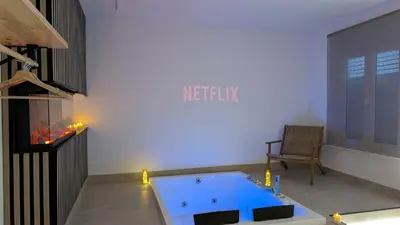 Plano de Suite con jacuzzi y chimenea en Torredonjimeno - La suite de Don Ximeno