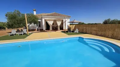Piscina en o cerca de Casa rural La Alquería