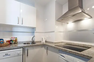 Una cocina o zona de cocina en Apartamentos San Leandro Ensenada